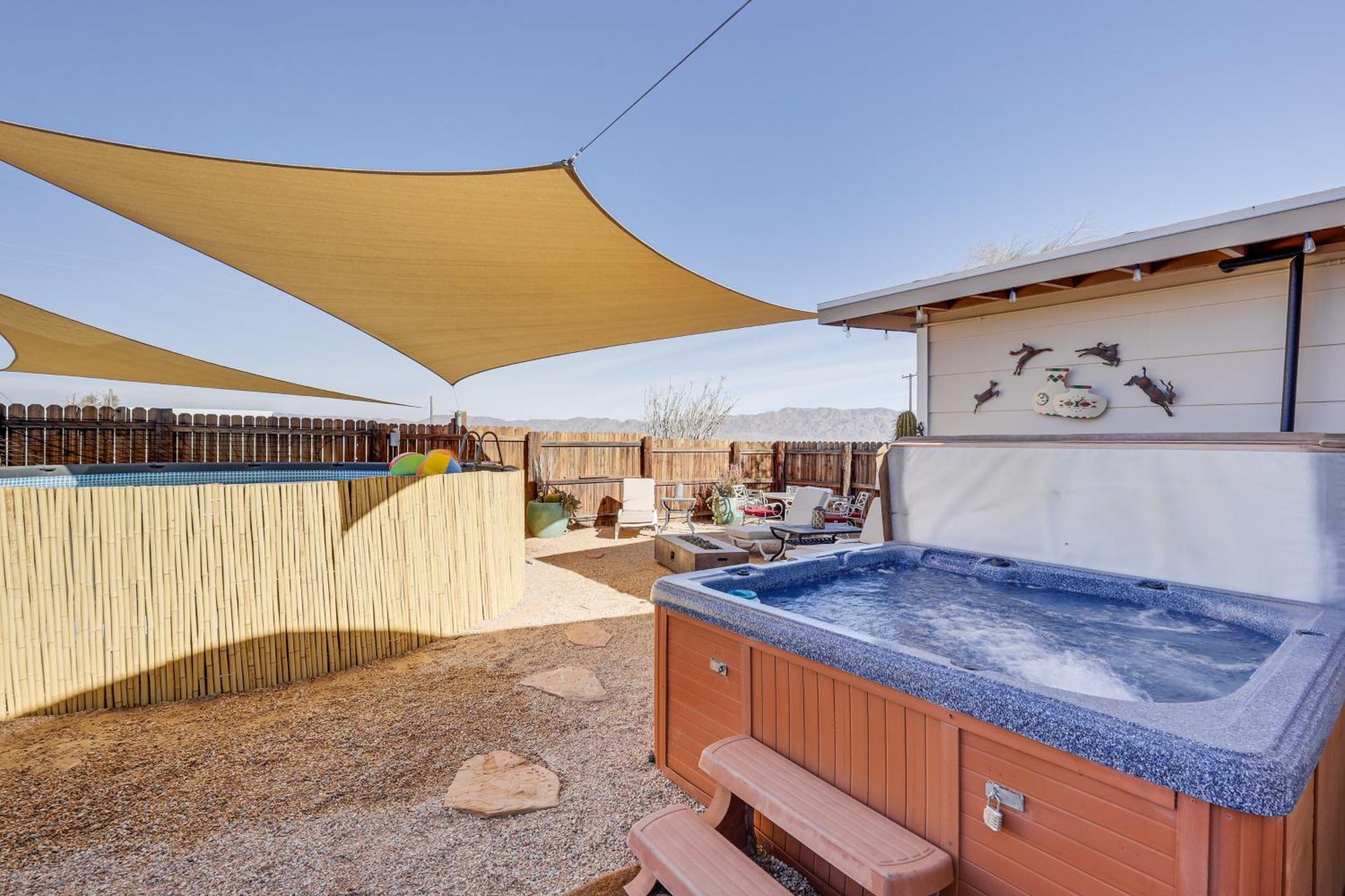 Twentynine Palms Desert Oasis With Pool And Hot Tub! Villa Bagian luar foto